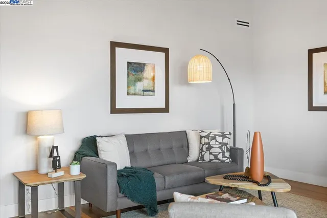 $540,000 | 19100 Crest Avenue, Unit 30, Castro Valley, CA 94546