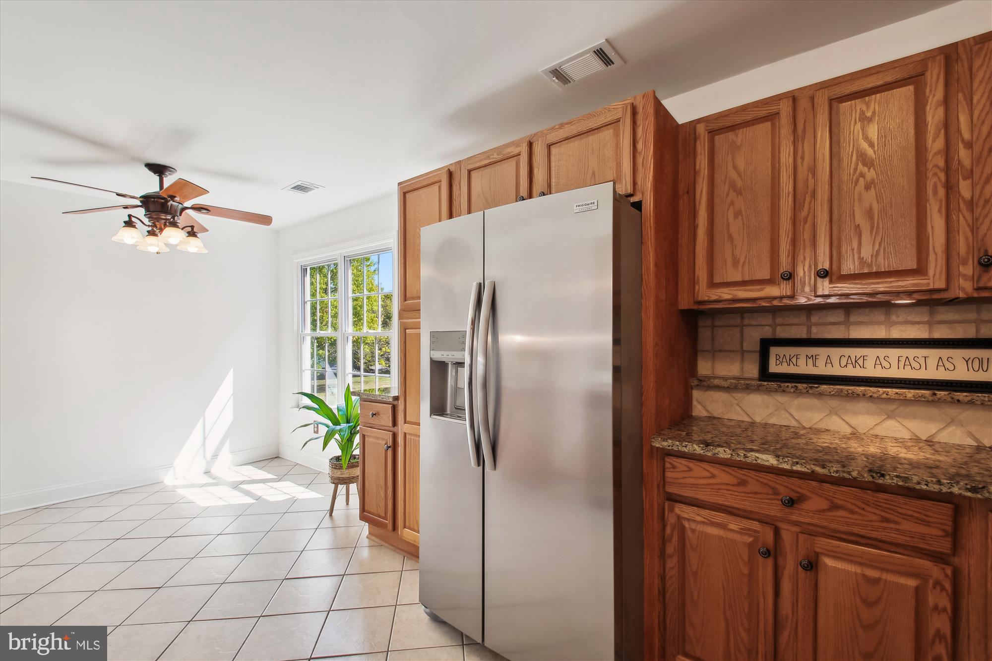 1669 Ridgely Court Crofton, MD 21114 - Photo 23 of 48 Kitchen