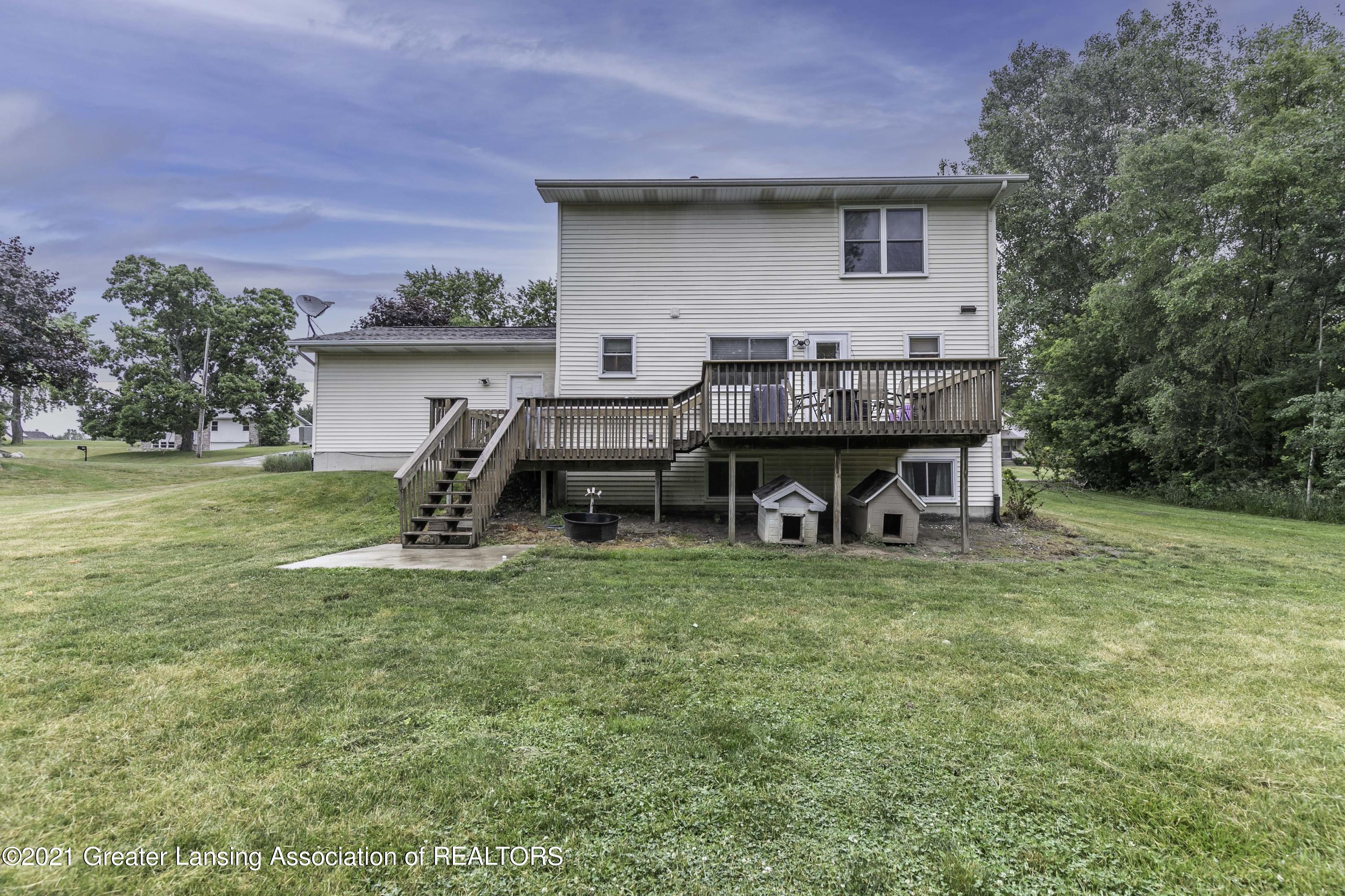 15270 Boichot Road Lansing, MI 48906 - Photo 22 of 23 Back of House