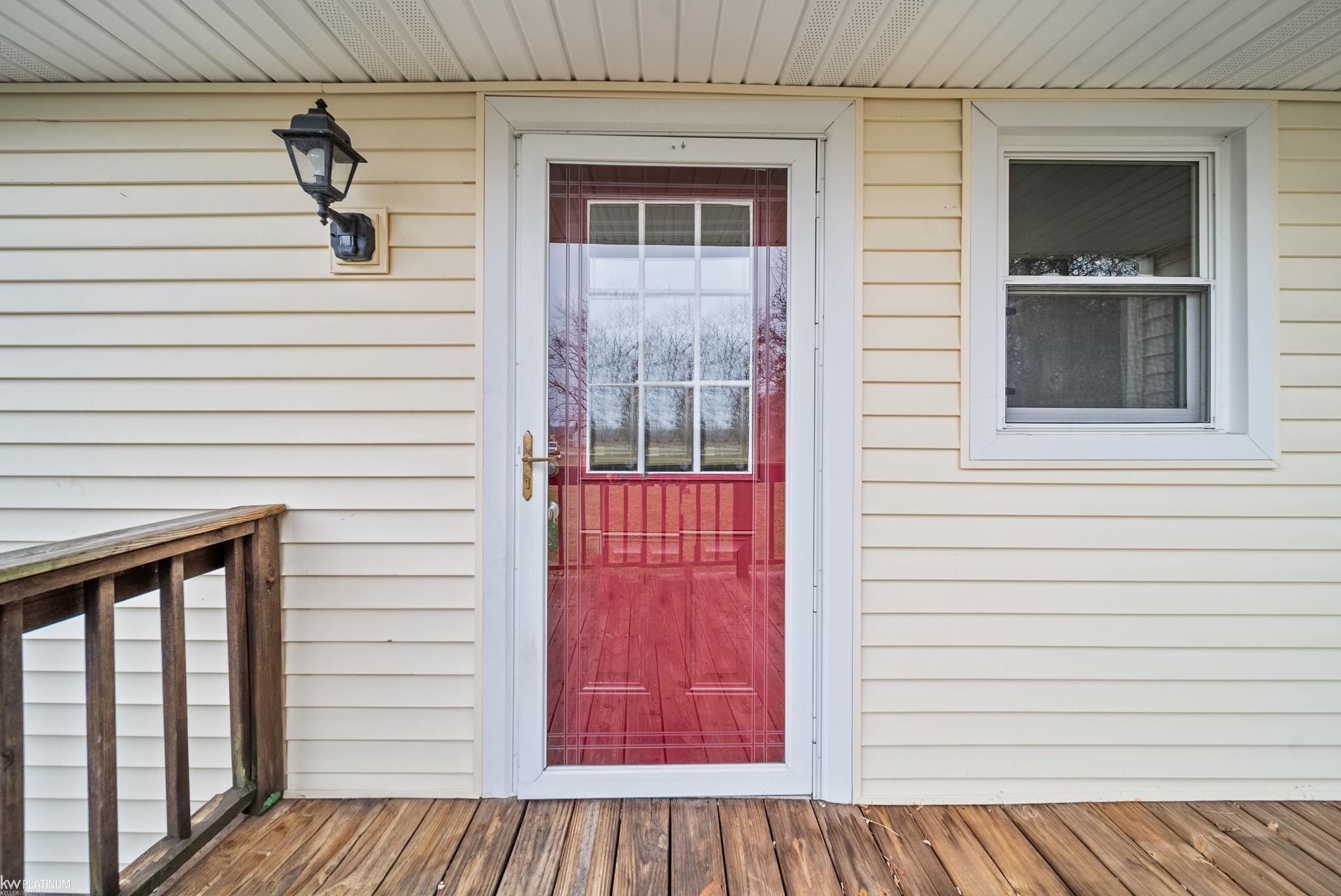 5695 State Road Fort Gratiot, MI 48059 - Photo 6 of 37