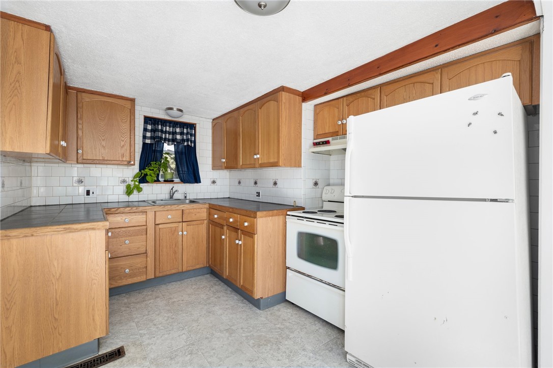 483 Ten Rod Road North Kingstown, RI 02852 - Photo 9 of 21 Gallery Image 9