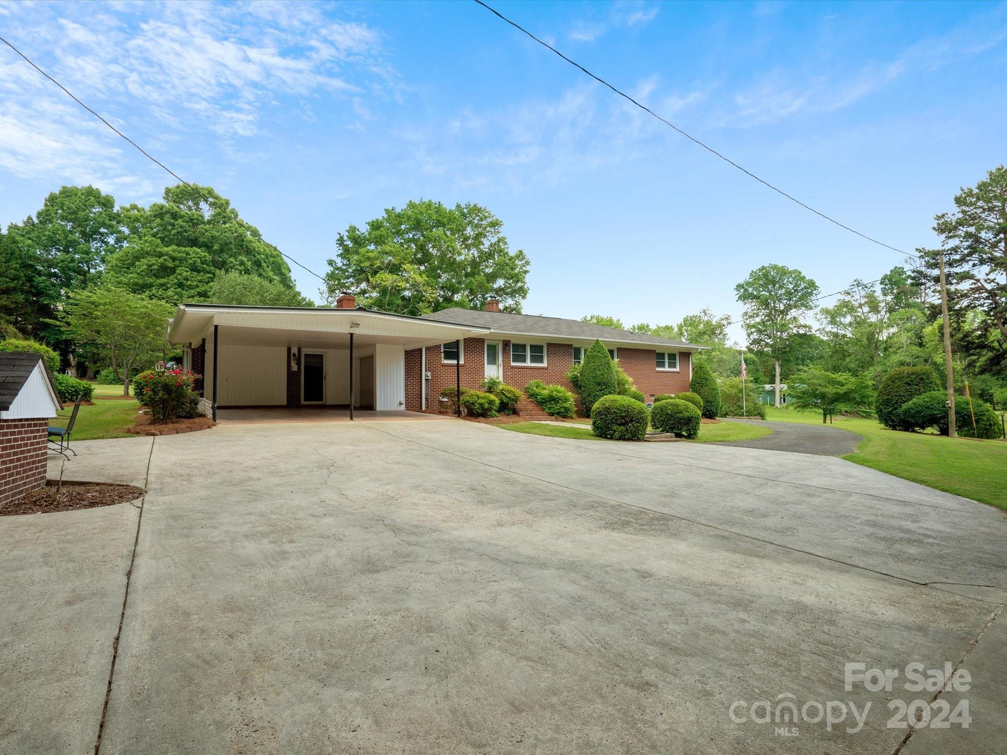 1015 State Rd S-46-151 Clover, SC 29710 - Photo 36 of 48 Gallery Image 36