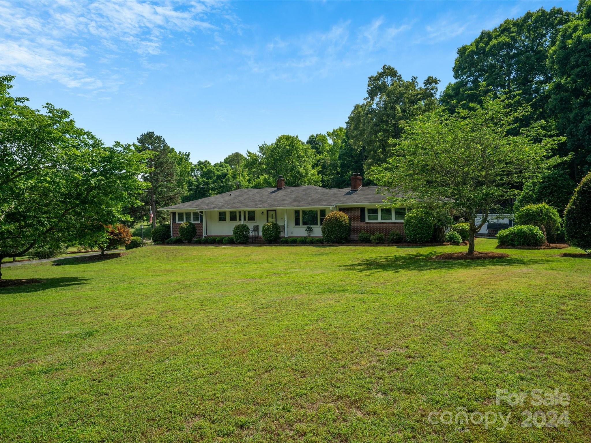 1015 State Rd S-46-151 Clover, SC 29710 - Photo 4 of 48 Gallery Image 4