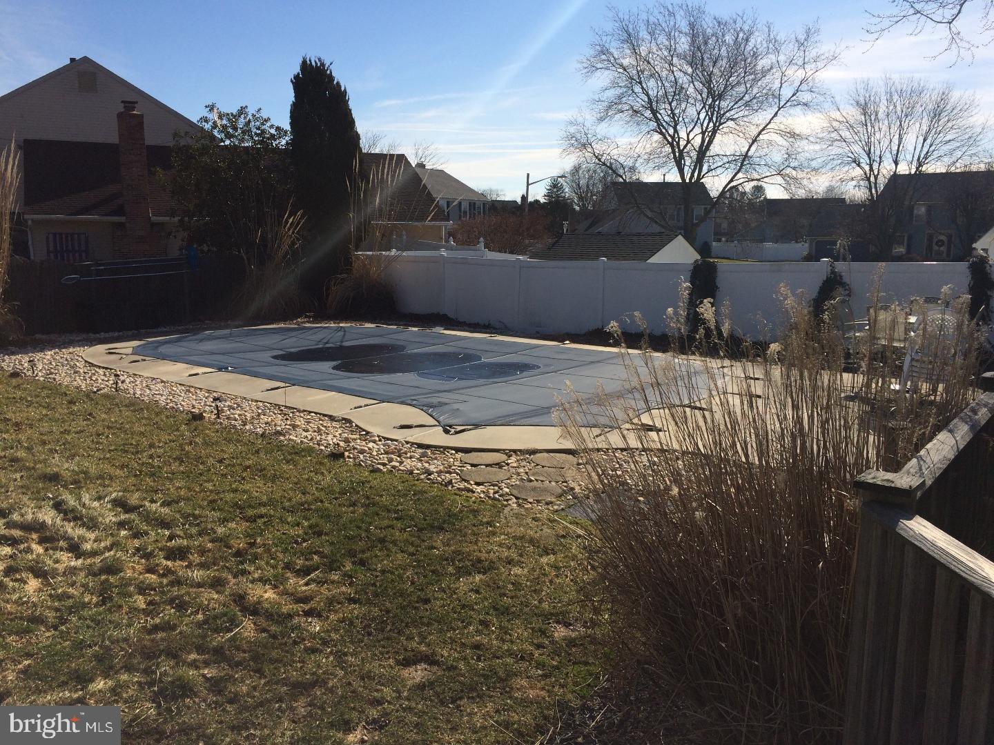 14 Dorado Road Clementon, NJ 08021 - Photo 3 of 6 Pool