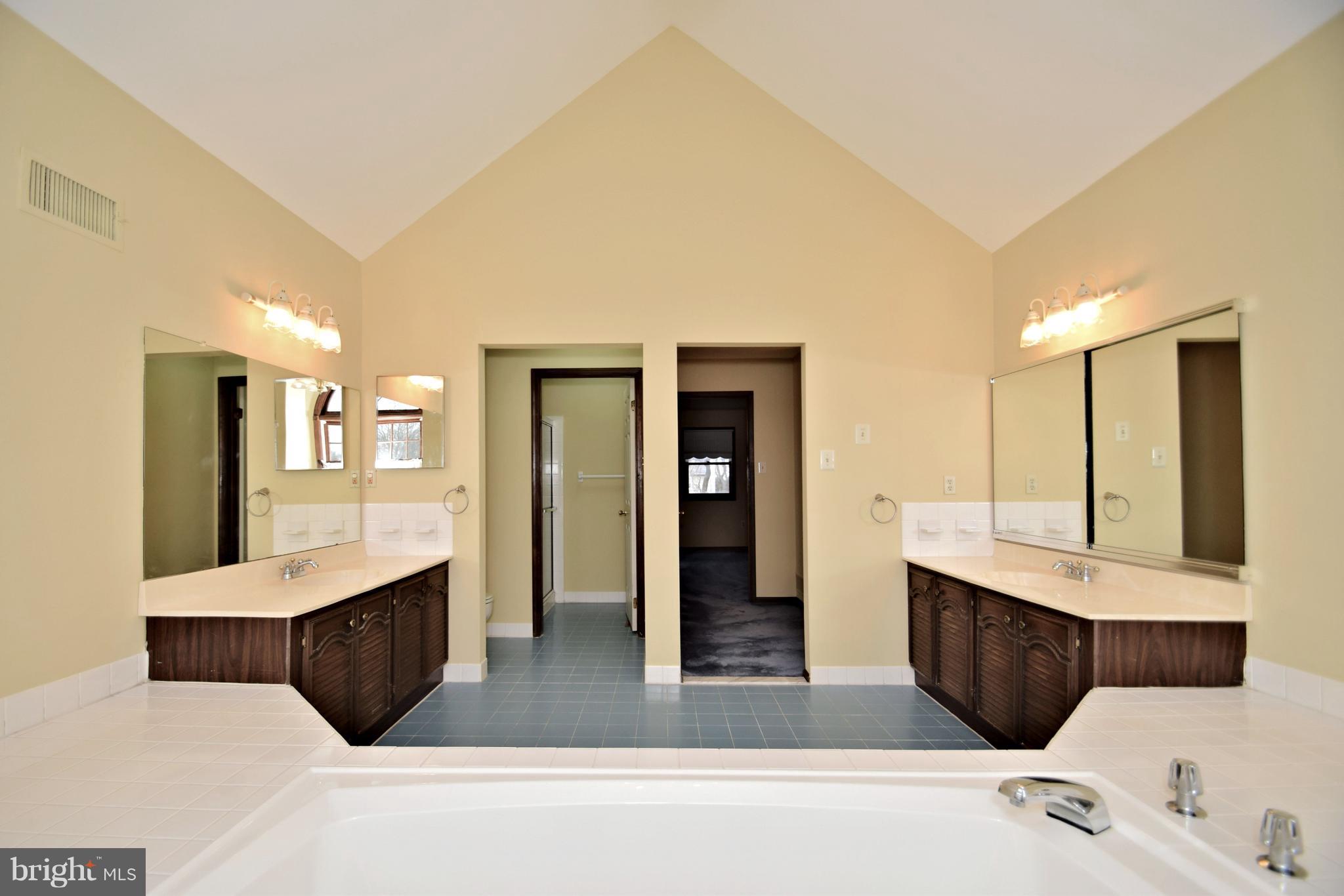 1688 Pembrook Road Ambler, PA 19002 - Photo 32 of 53 Gallery Image 32