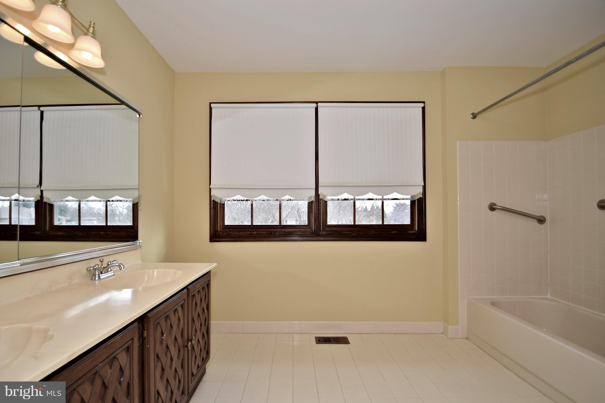 1688 Pembrook Road Ambler, PA 19002 - Photo 37 of 53 Gallery Image 37