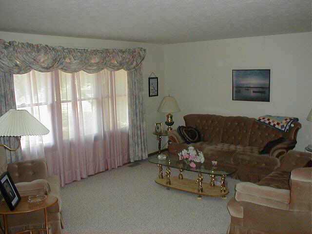 12962 East National Road South Vienna, OH 45369 - Photo 2 of 9