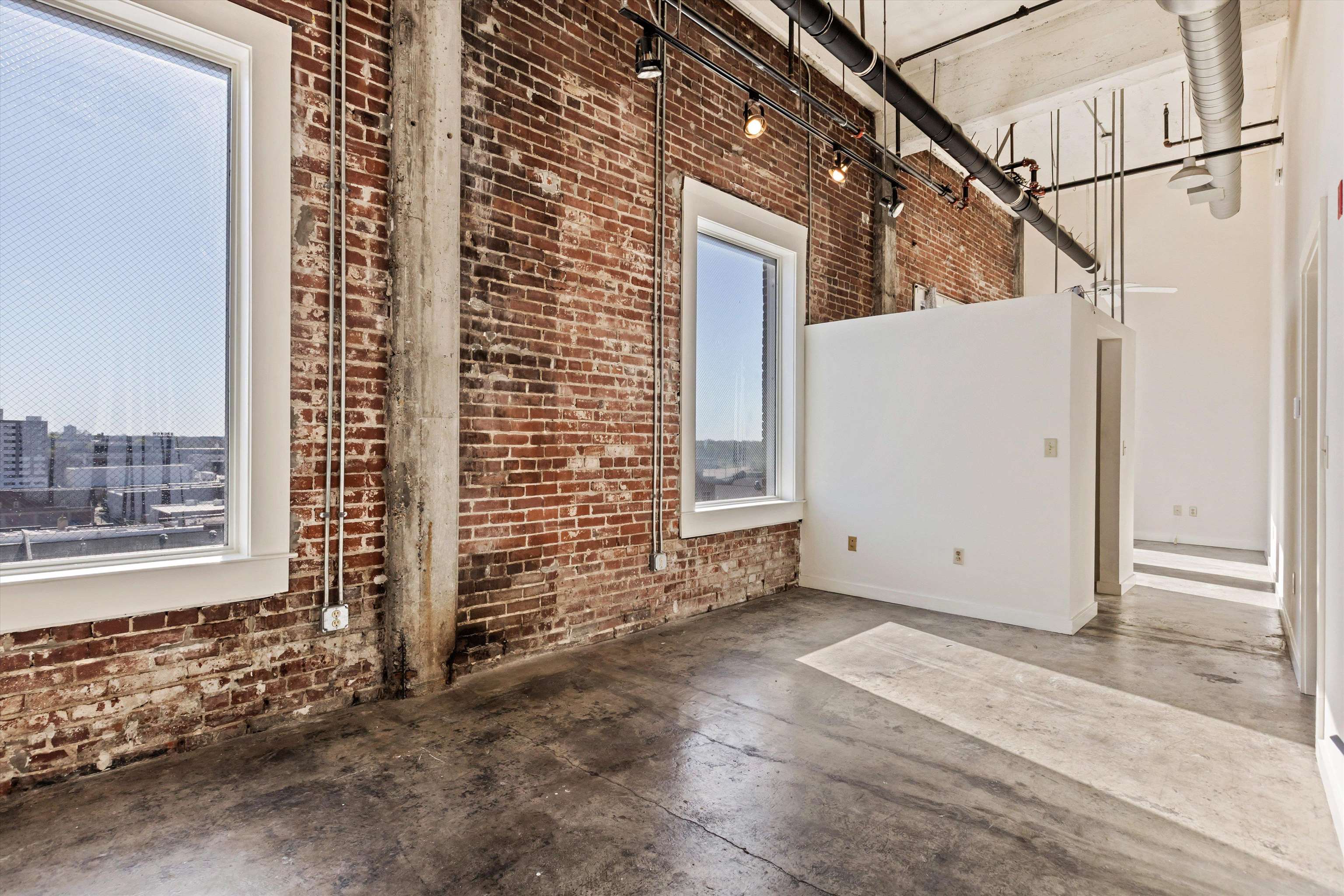 245 Madison Avenue, Unit 705 Memphis, TN 38103 - Photo 16 of 27