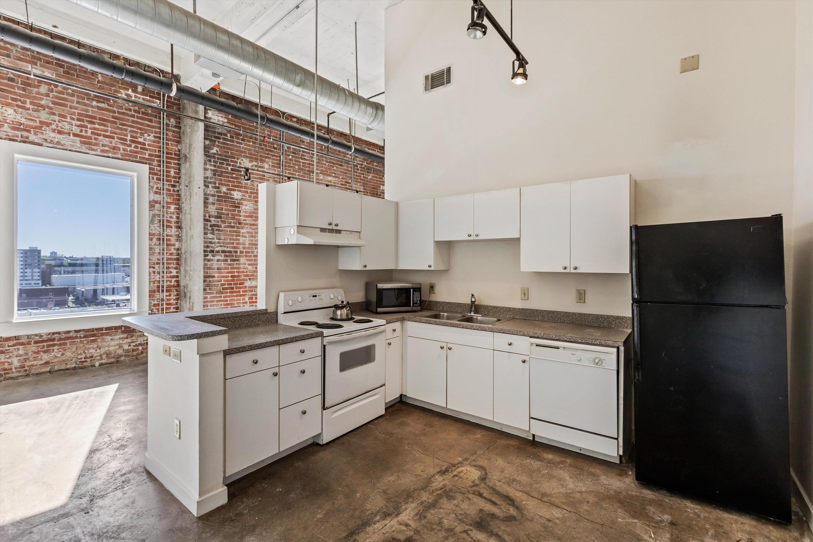 245 Madison Avenue, Unit 705 Memphis, TN 38103 - Photo 18 of 27