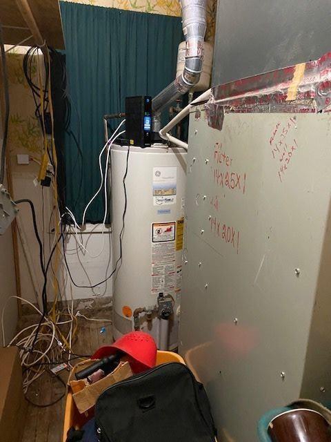 4231 Blanton Avenue Southwest Atlanta, GA 30331 - Photo 8 of 10 a bathroom with a sink and a mirror