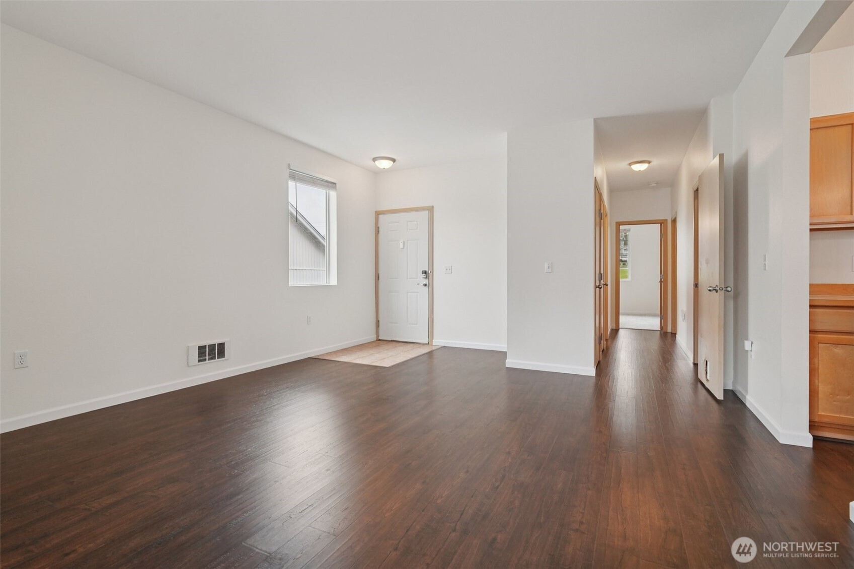 2906 Southeast 8th Place, Unit 2111 Renton, WA 98058 - Photo 6 of 27