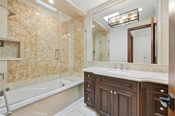 $7,950,000 | 31909 Emerald View Drive, Rancho Palos Verdes, CA 90275