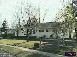 9 Basswood Road Levittown, PA 19057 - Photo 1 of 1 Gallery Image 1