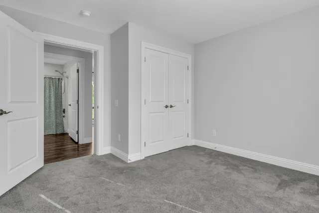 $228,000 | 1 High Ridge Circle, Montville, CT 06382