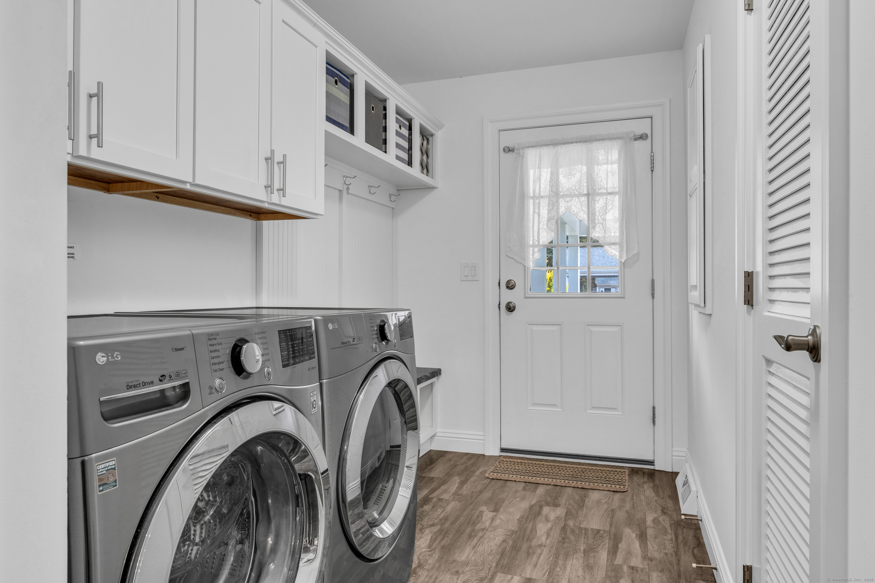 1 High Ridge Circle Montville, CT 06382 - Photo 25 of 39 a utility room with dryer and washer