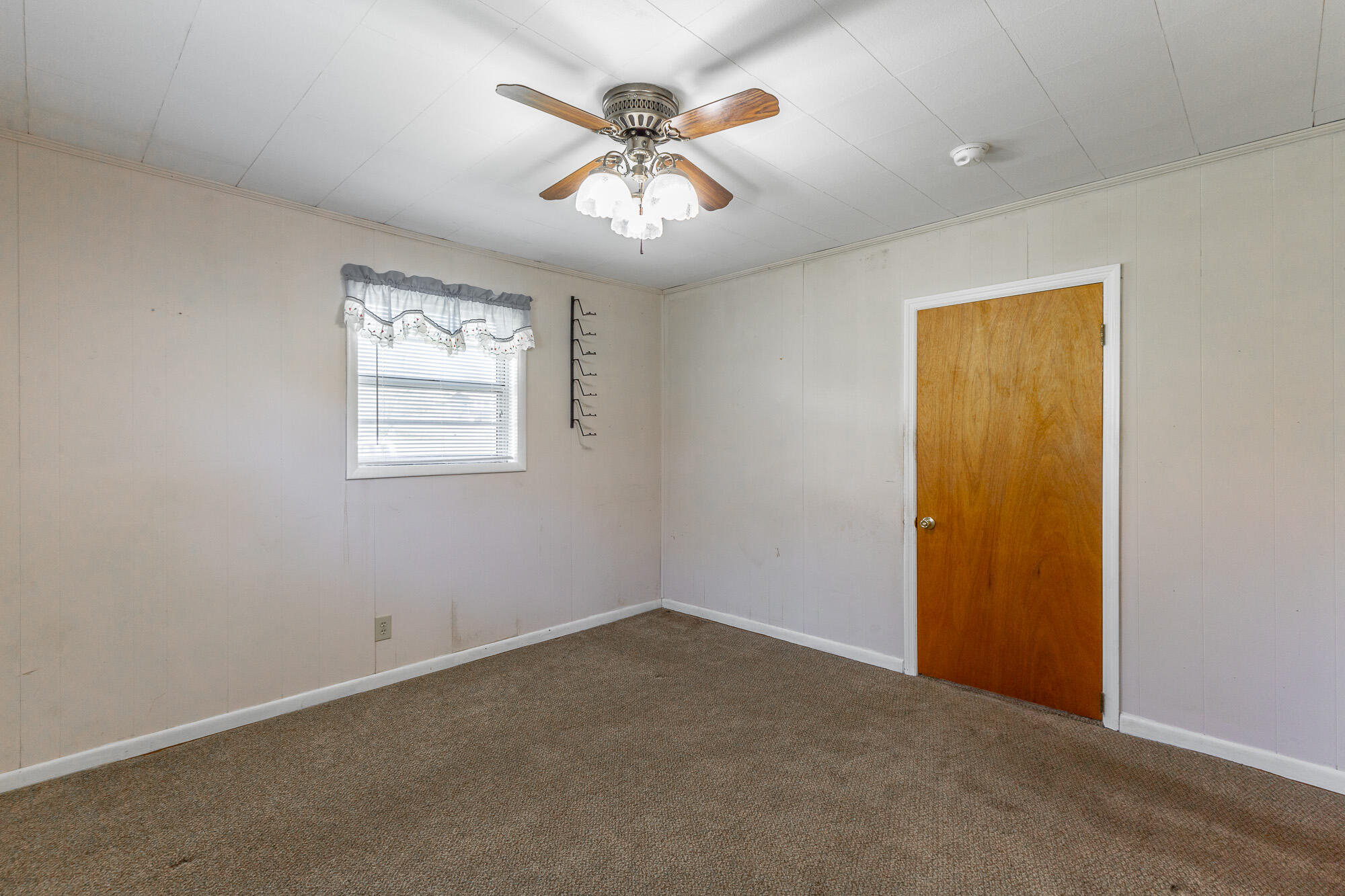 55 Rutledge Street Chickamauga, GA 30707 - Photo 46 of 55 55 Rutledge Street HD-48
