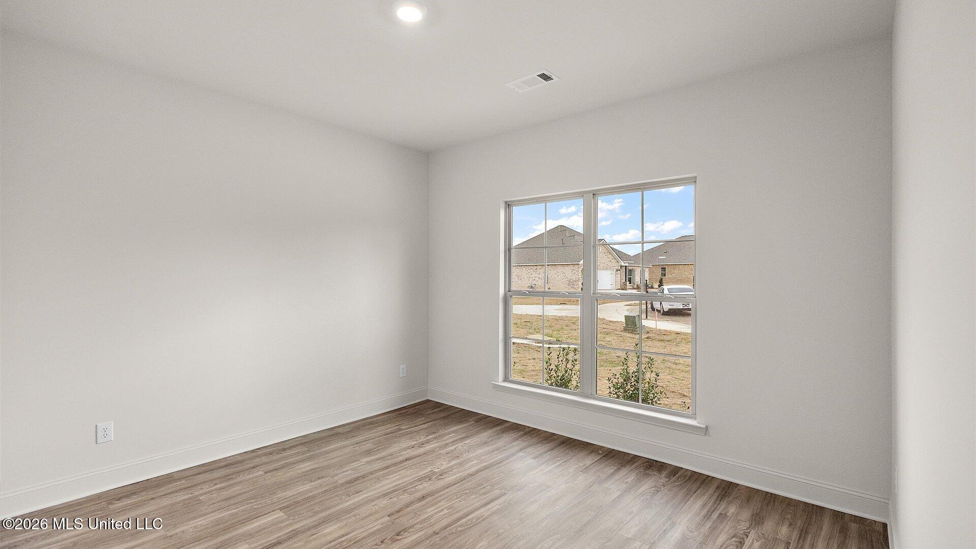 101 Triple Crown Cove Clinton, MS 39056 - Photo 32 of 37 35-3HTP5738