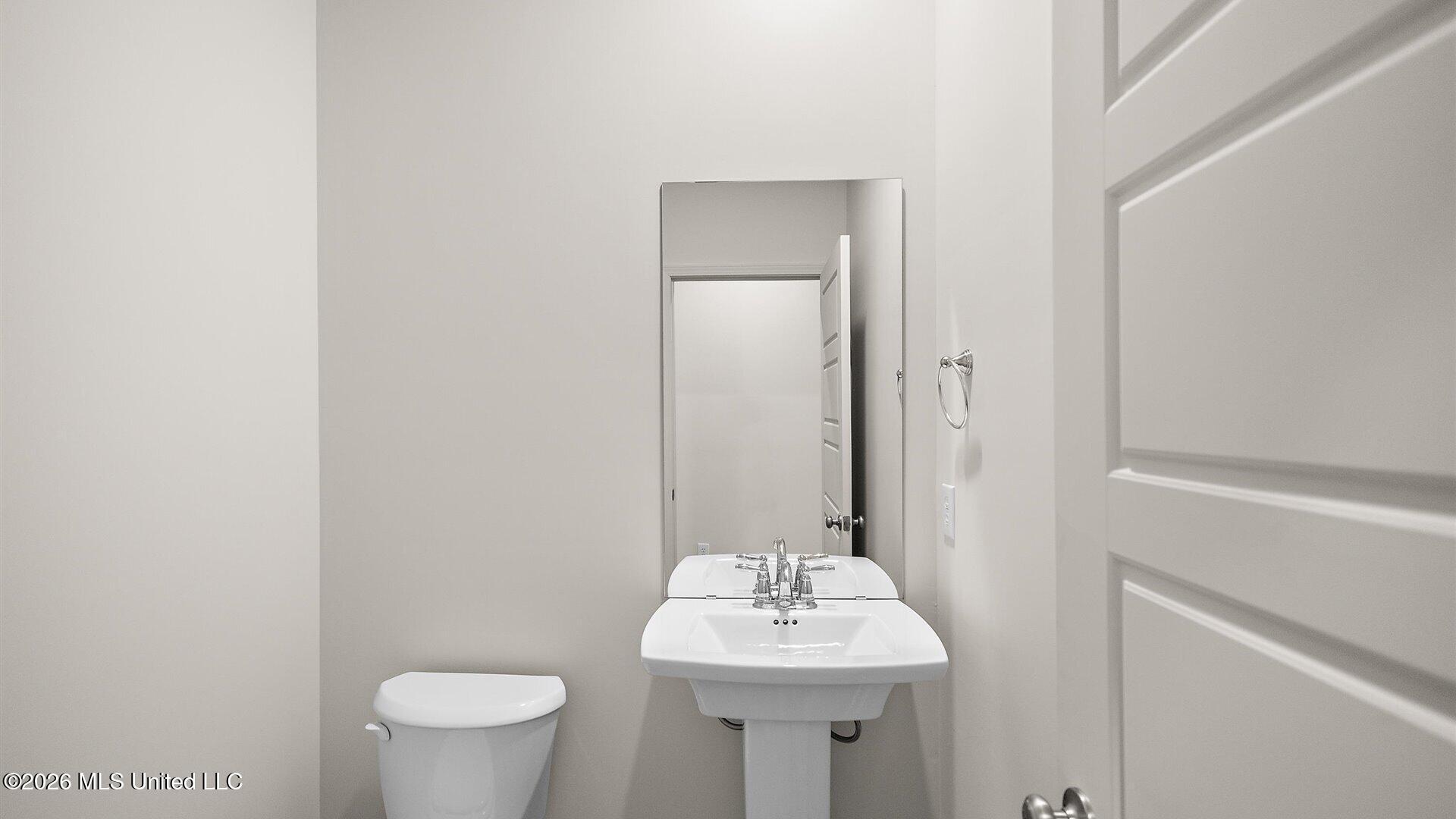 101 Triple Crown Cove Clinton, MS 39056 - Photo 36 of 37 39-3HTP5750