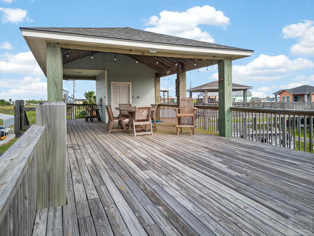 1739 Pompano Lane Crystal Beach, TX 77650 - Photo 12 of 20 an outdoor view of the patio and entertaining space