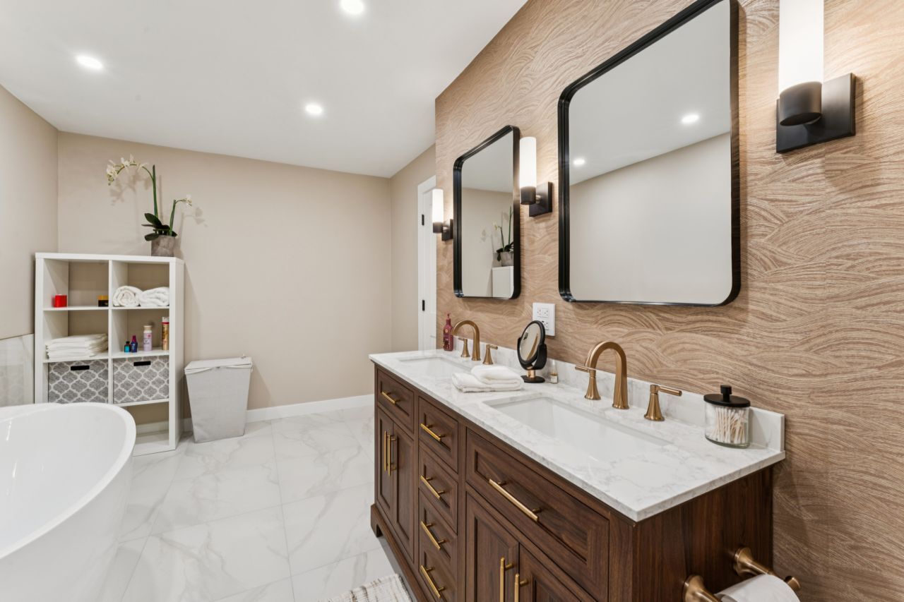 328 Windsor Lane Inverness, IL 60010 - Photo 16 of 33 a bathroom with a sink double vanity and a mirror