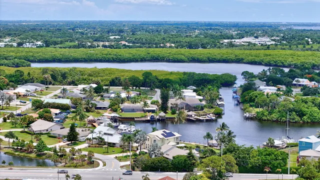 $1,250,000 | 702 Southeast Adams Court, Port St. Lucie, FL 34984