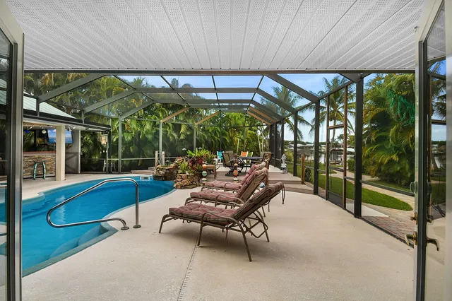 $1,250,000 | 702 Southeast Adams Court, Port St. Lucie, FL 34984