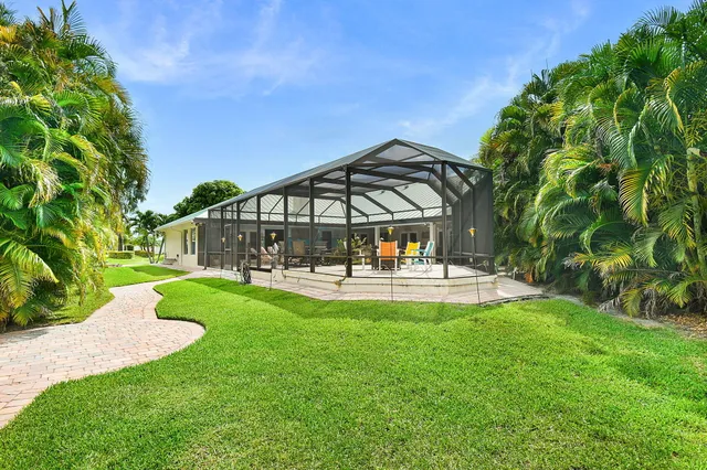 $1,250,000 | 702 Southeast Adams Court, Port St. Lucie, FL 34984
