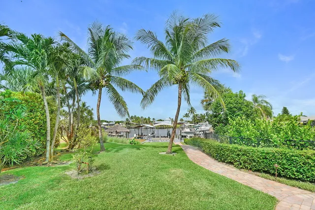 $1,250,000 | 702 Southeast Adams Court, Port St. Lucie, FL 34984