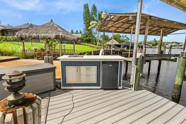 $1,250,000 | 702 Southeast Adams Court, Port St. Lucie, FL 34984