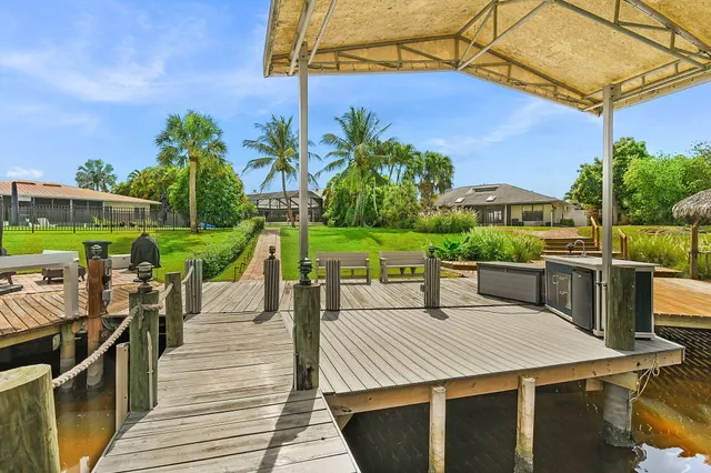 $1,250,000 | 702 Southeast Adams Court, Port St. Lucie, FL 34984