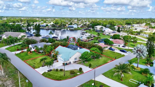 $1,250,000 | 702 Southeast Adams Court, Port St. Lucie, FL 34984