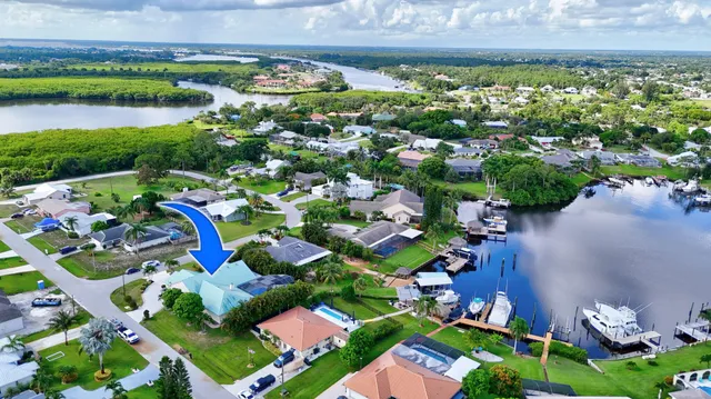 $1,250,000 | 702 Southeast Adams Court, Port St. Lucie, FL 34984