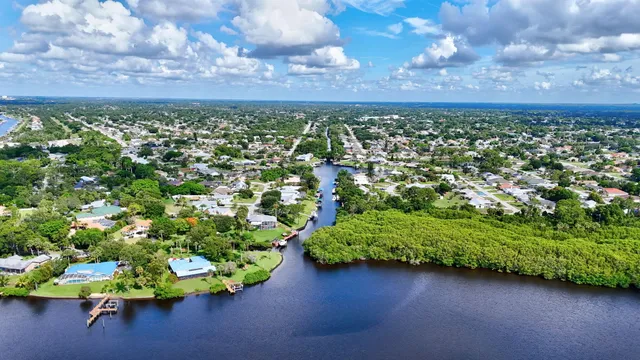 $1,250,000 | 702 Southeast Adams Court, Port St. Lucie, FL 34984