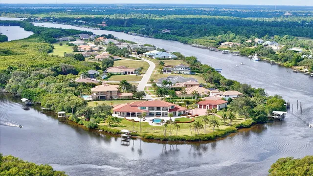 $1,250,000 | 702 Southeast Adams Court, Port St. Lucie, FL 34984