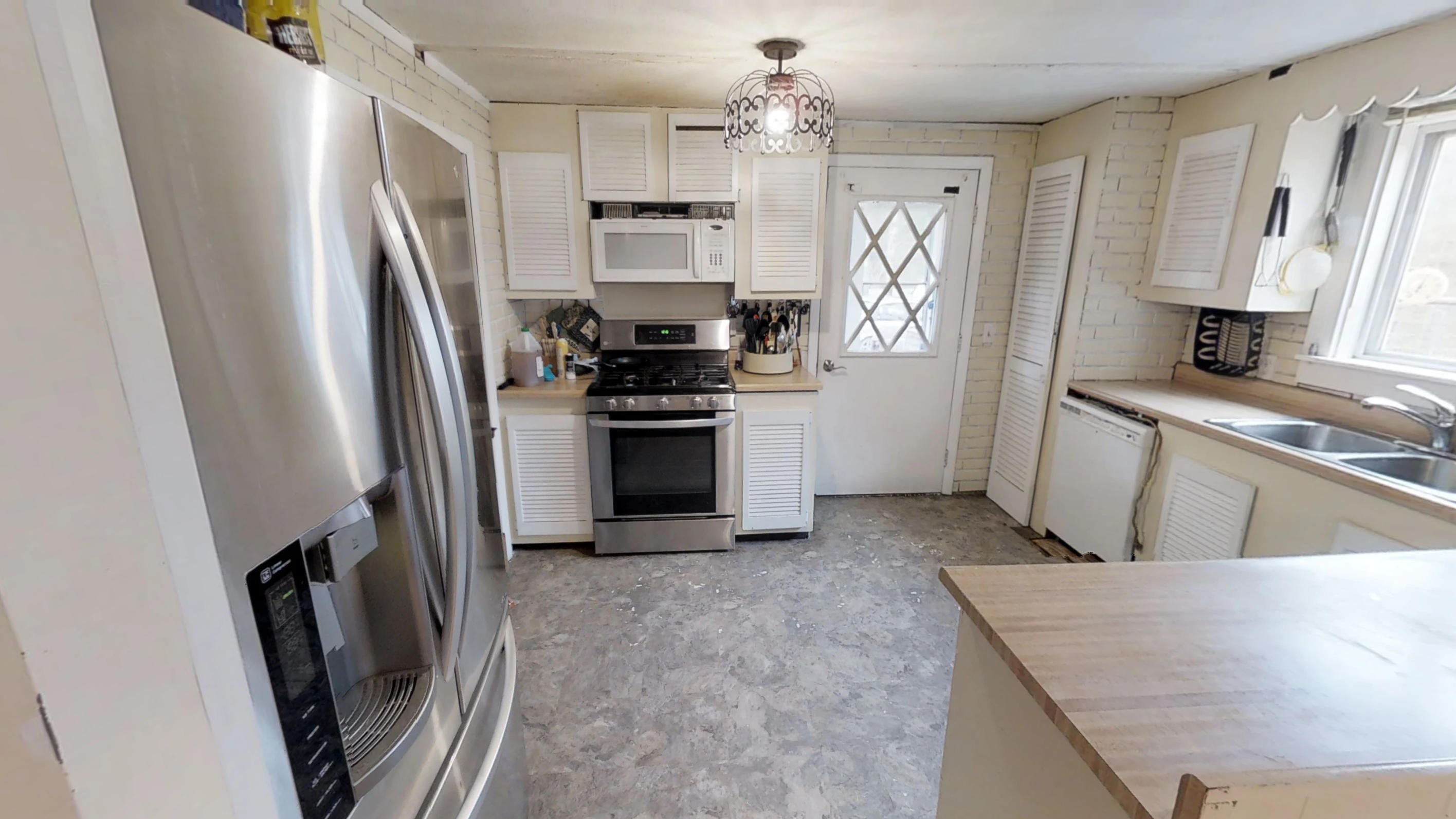 175 Bradford Road Charleston, ME 04422 - Photo 3 of 17 175-Bradford-Rd-04182019_192548