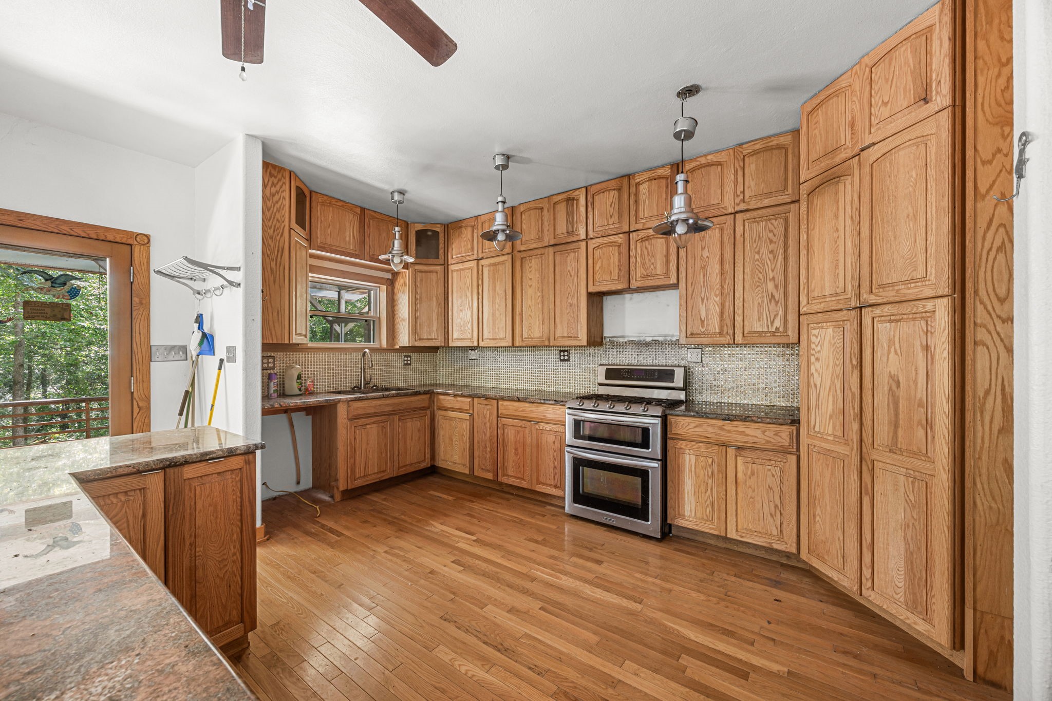 16852 Old Houston Road Conroe, TX 77302 - Photo 15 of 28 Sold As-Is