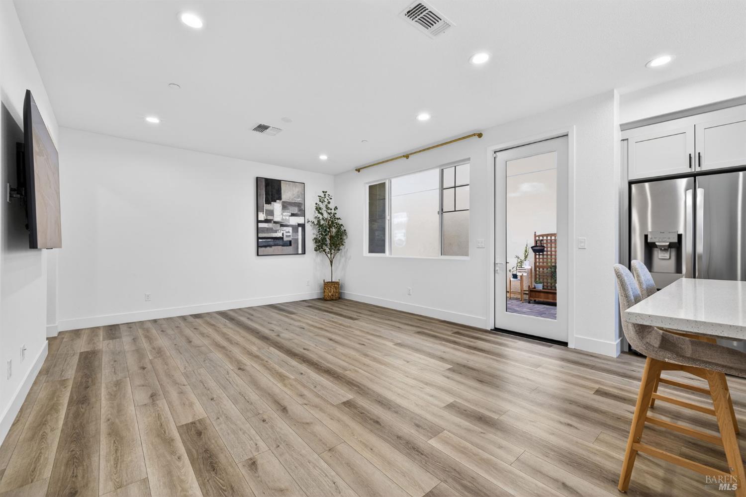 2782 Bella Circle Santa Rosa, CA 95407 - Photo 14 of 45