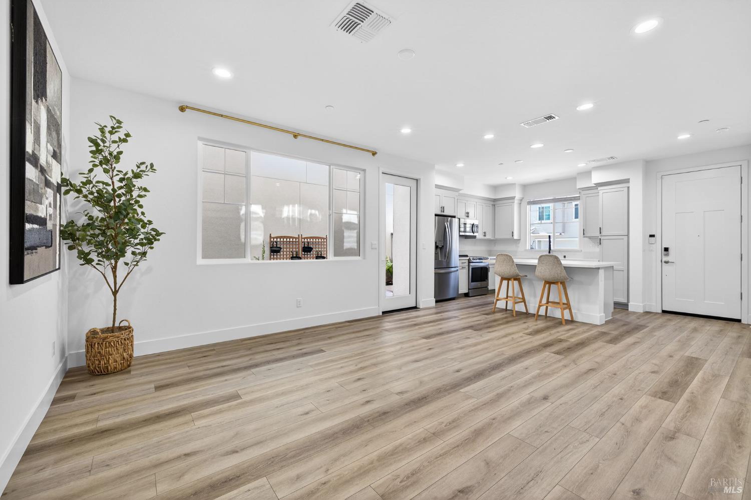 2782 Bella Circle Santa Rosa, CA 95407 - Photo 15 of 45