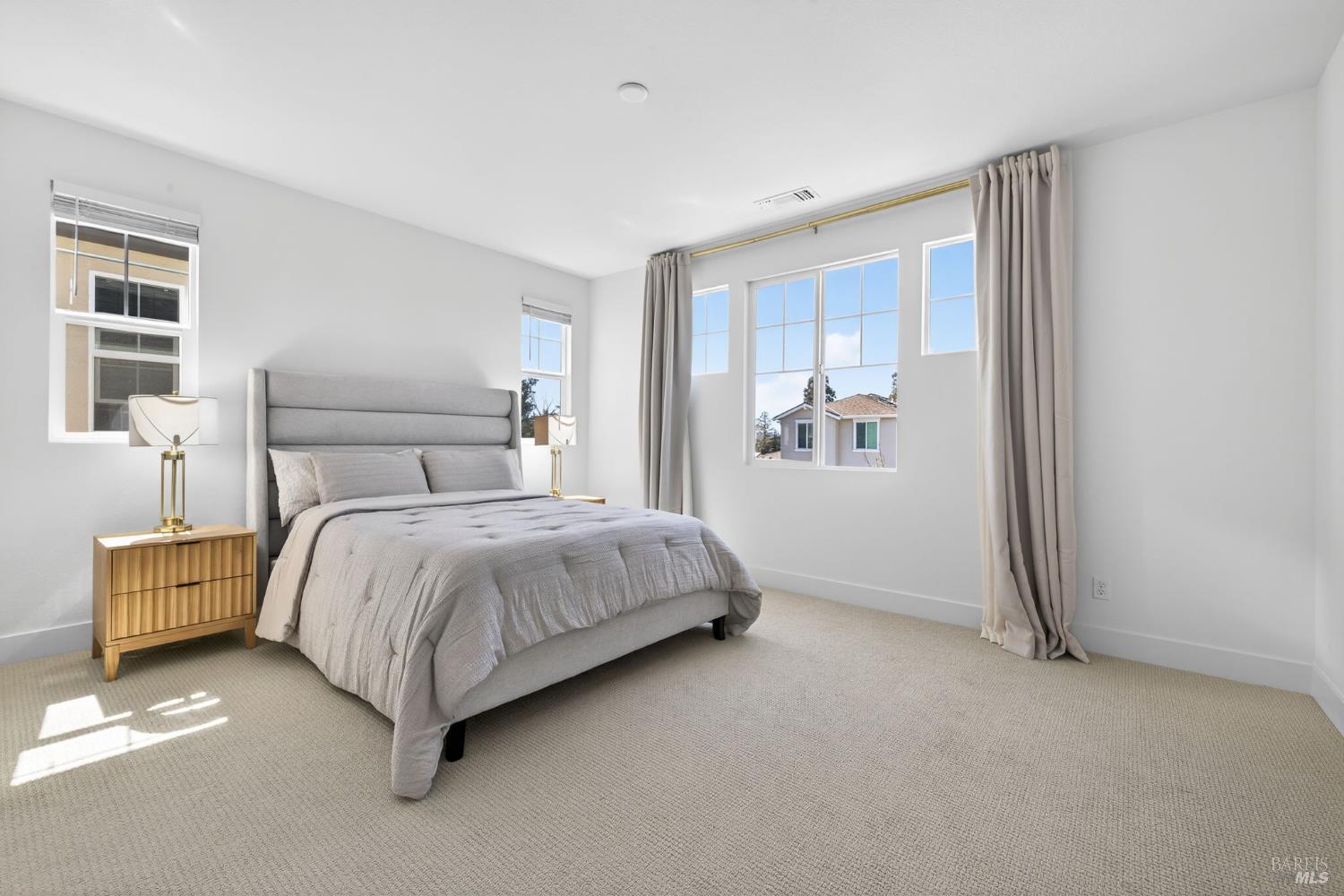 2782 Bella Circle Santa Rosa, CA 95407 - Photo 22 of 45