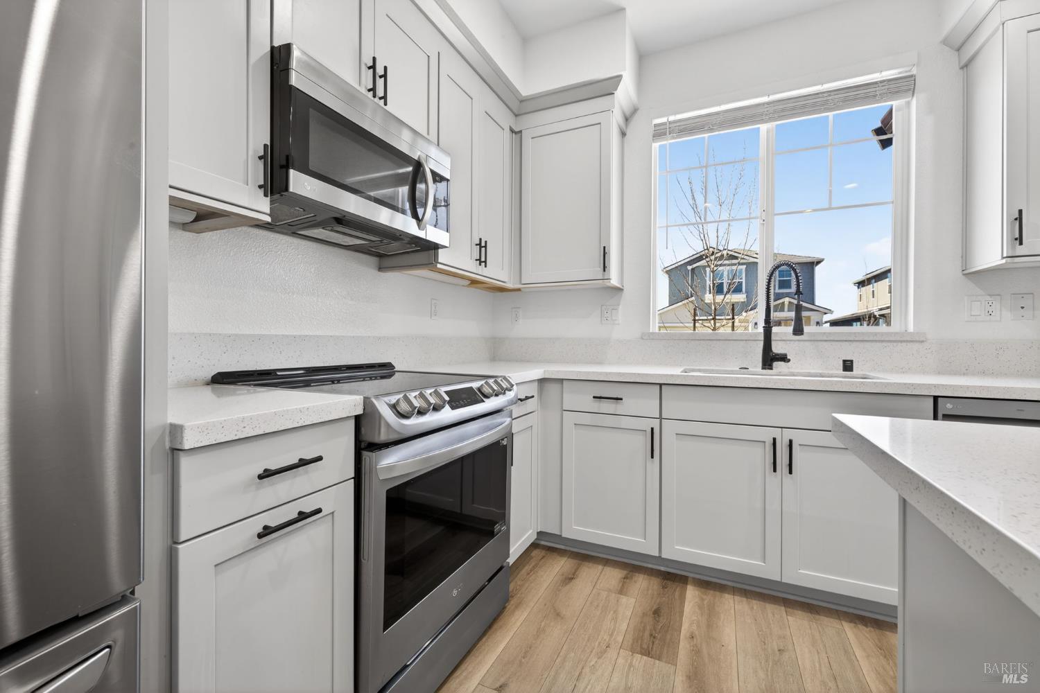 2782 Bella Circle Santa Rosa, CA 95407 - Photo 8 of 45