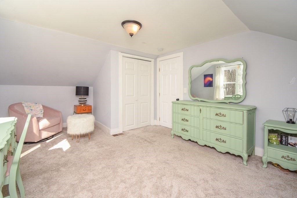 872 Northfield Road Lunenburg, MA 01462 - Photo 35 of 39