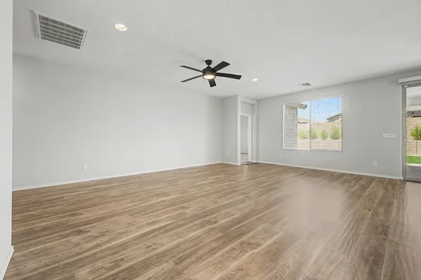 $2,700 | 7104 West Spur Drive, Peoria, AZ 85383