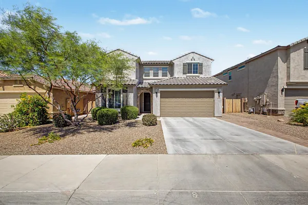 $2,700 | 7104 West Spur Drive, Peoria, AZ 85383