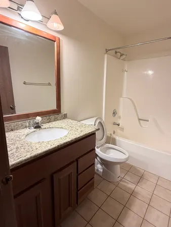 $3,000 | 1817 Altoona Court, Schaumburg, IL 60169