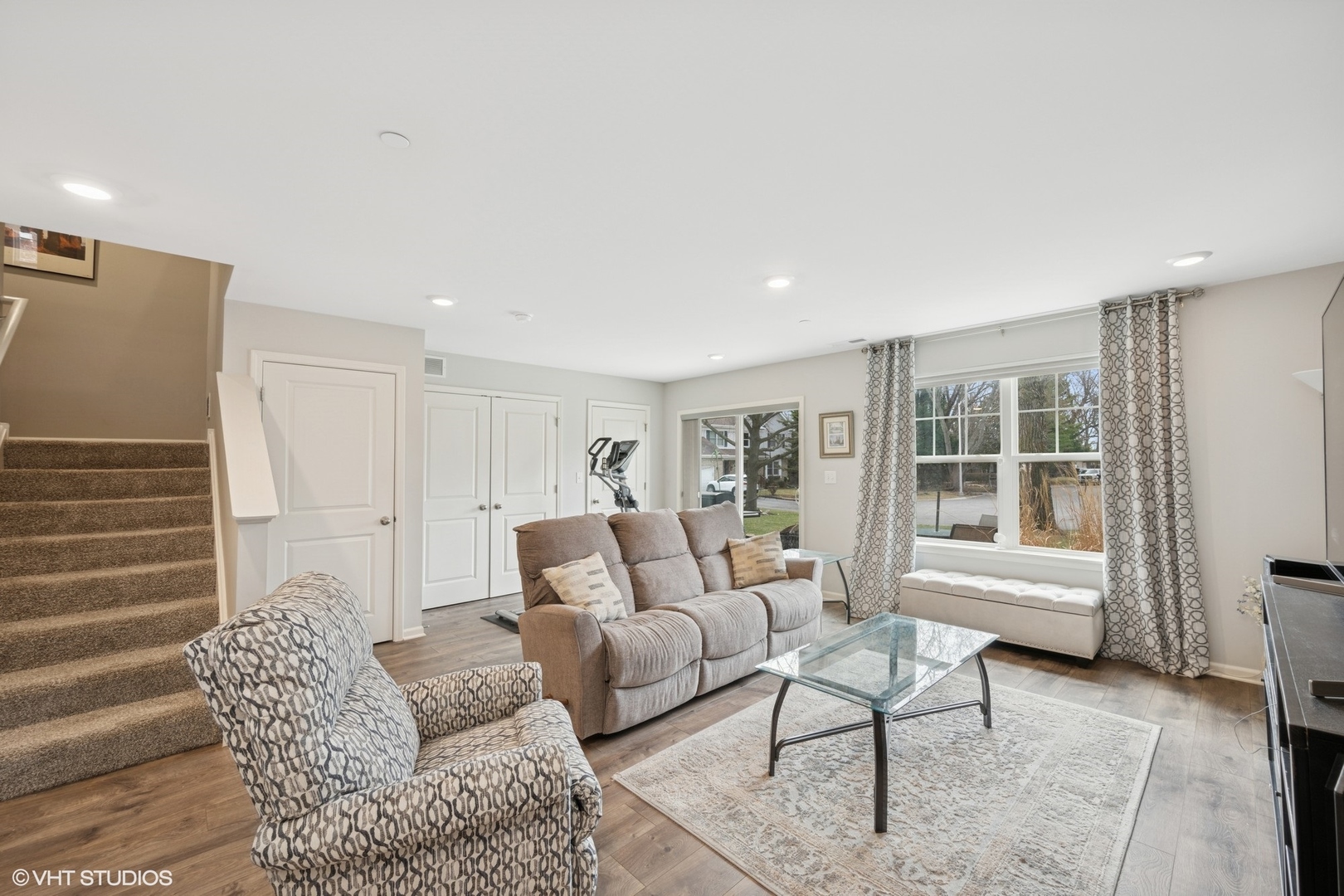 57 Timber Wolf Drive Wheeling, IL 60090 - Photo 11 of 16