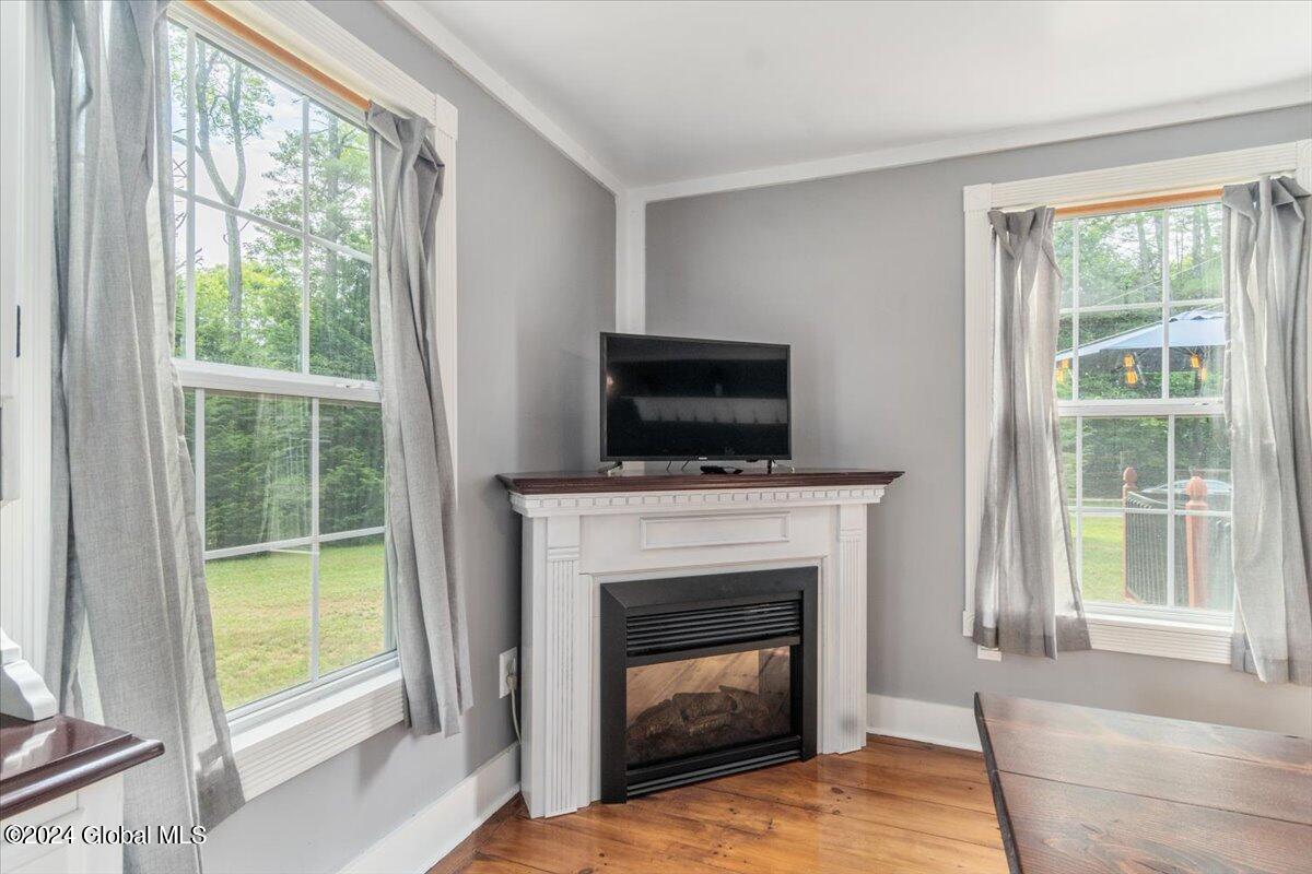 522 Sand Hill Road Greenfield, NY 12833 - Photo 10 of 60 51-DSC03479
