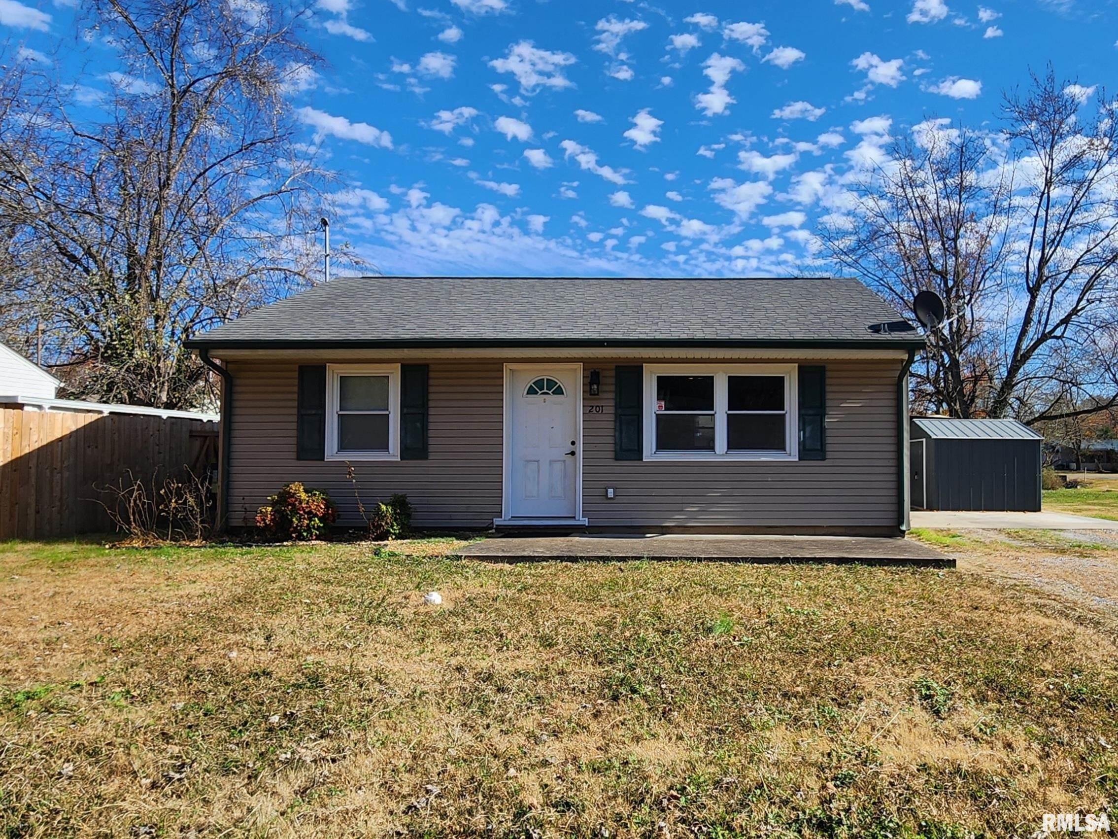 201 Lindsey Avenue Metropolis, IL 62960 - Photo 1 of 29