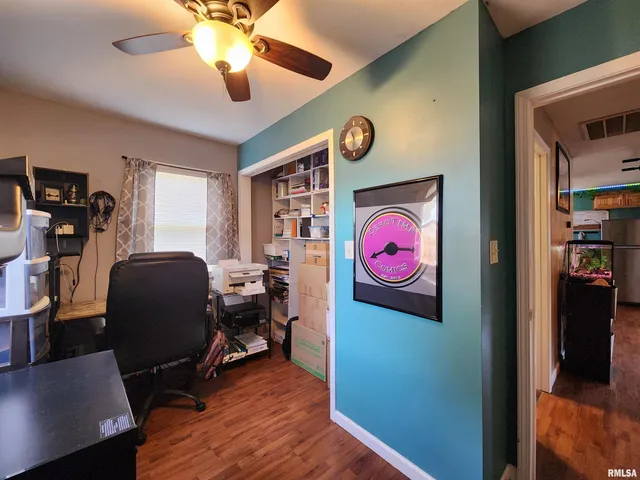 $82,900 | 201 Lindsey Avenue, Metropolis, IL 62960