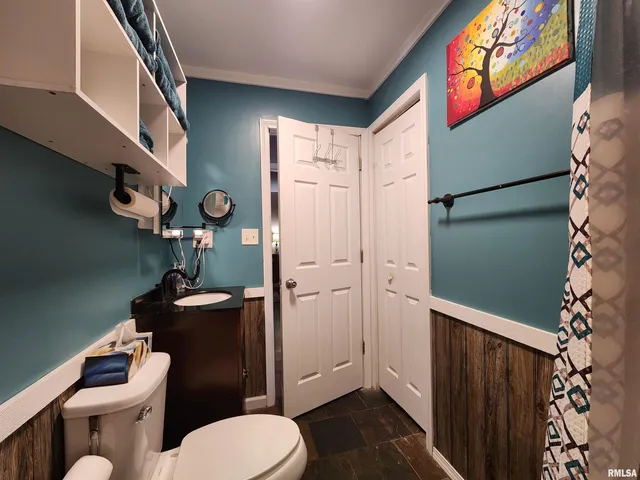 $82,900 | 201 Lindsey Avenue, Metropolis, IL 62960