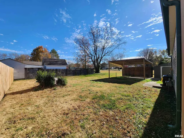 $82,900 | 201 Lindsey Avenue, Metropolis, IL 62960